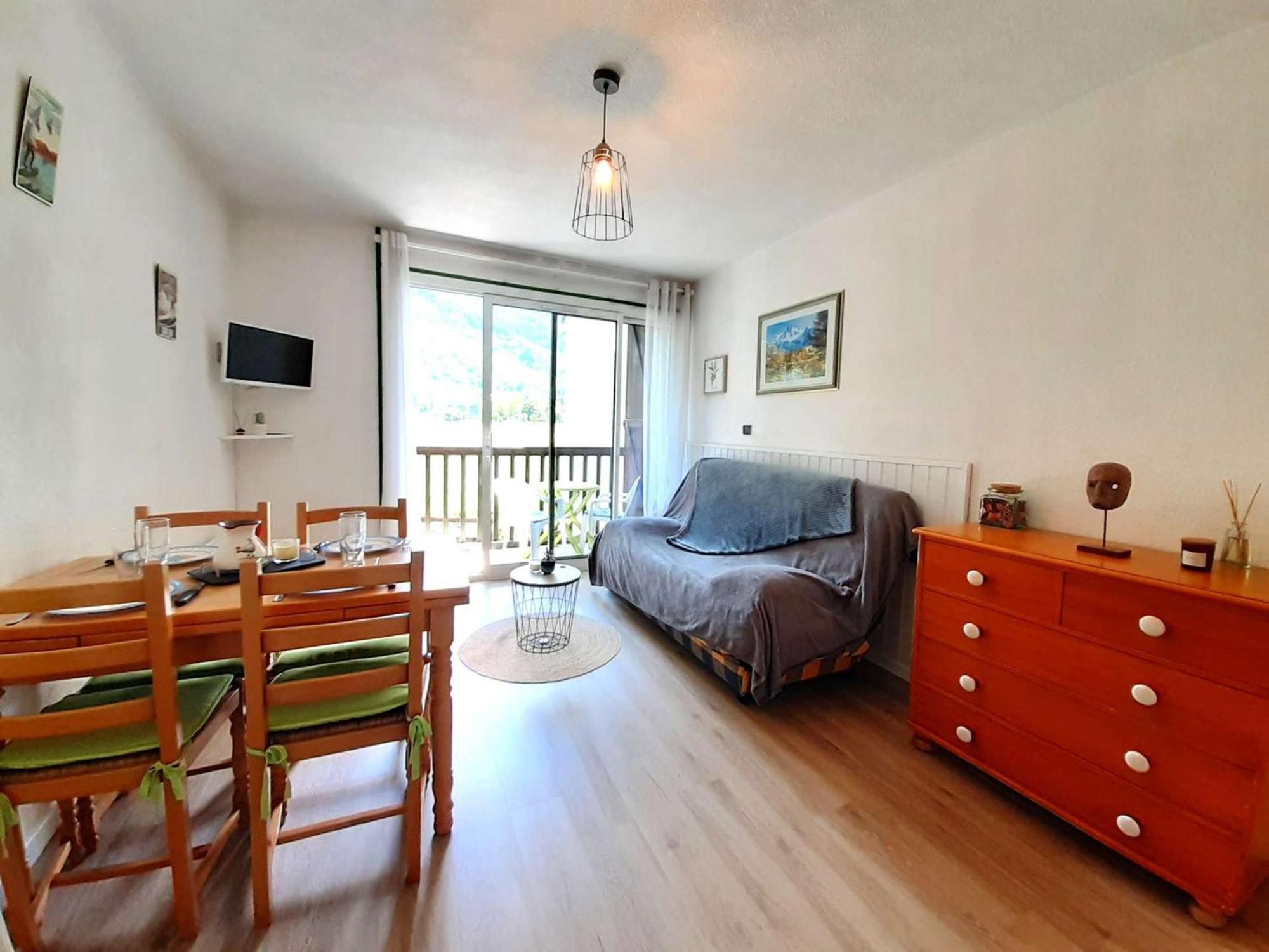 T2 A Vielle-aure, 4 Pers, Balcon Sud, Parking, Kitchenette Equipee, Proche Commodites - Fr-1-457-325 Appartement *