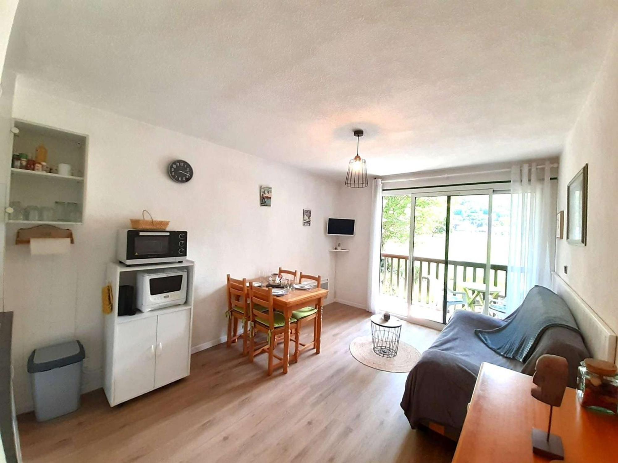 T2 A Vielle-aure, 4 Pers, Balcon Sud, Parking, Kitchenette Equipee, Proche Commodites - Fr-1-457-325 Appartement Vielle-Aure